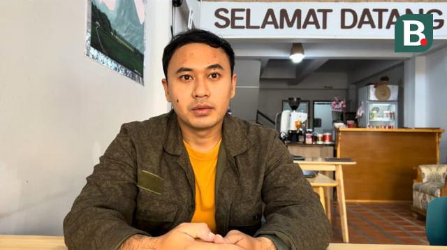 Muhammad Khalid Wardana hidup jauh dari kampung halamannya di Banda Aceh, dan kini menempuh pendidikan S2 di Chiang Mai, Thailand. (Bola.com/Muhammad Adi Yaksa)