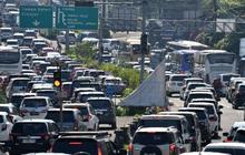 Imbas One Way Jalur Puncak Macet Hingga 12 Kilometer, Kendaraan Tak Bergerak