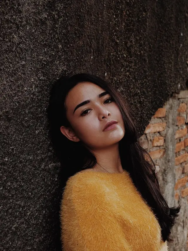 Pesona Cantik Amanda Manopo yang Siap Menikah di Usia 21 Tahun