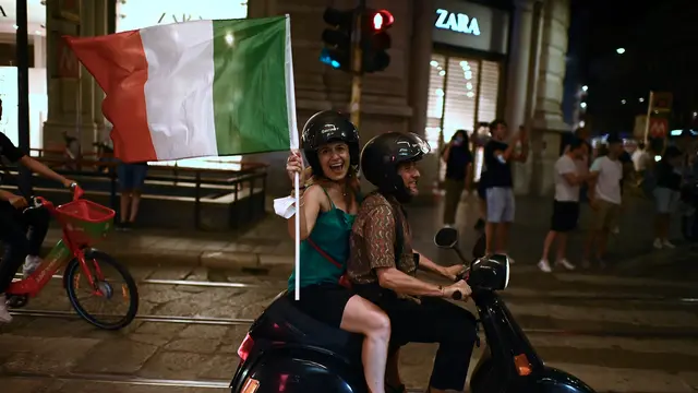 Euforia Suporter Italia Lolos ke Final