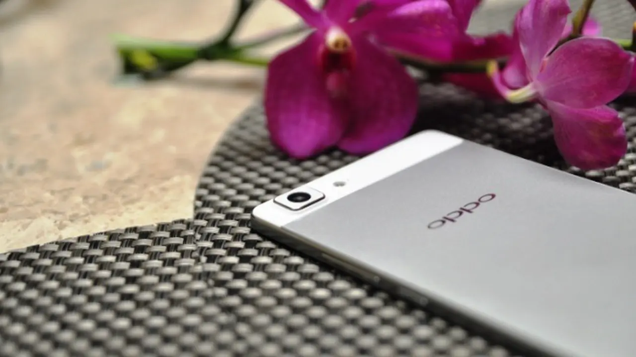 Kisah Perjalanan Smartphone Ultra Tipis OPPO