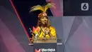 Dokter Amira menyampaikan sambutan saat menerima penghargaan sosok inspiratif bidang kesehatan pada acara Merdeka Awards 2023 di SCTV Tower, Jakarta, Rabu (30/8/2023). Apresiasi dan penghargaan ini diharapkan menjadi penyemangat bagi semua pihak agar terus berinovasi dan menginspirasi untuk Indonesia. (merdeka.com/Imam Buhori)
