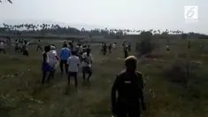 Seekor macan tutul serang sekelompok orang di India. Akibatnya empat orang terluka.