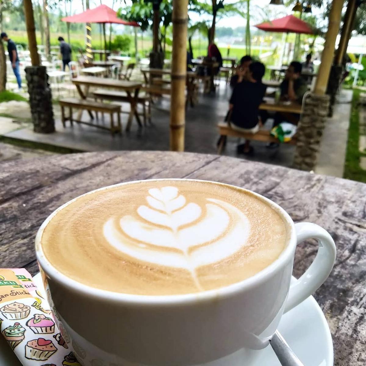 13 Tempat Makan Estetik di Malang