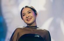 7 Potret Masa Kecil Bernadya Viral di Media Sosial, Cantik dan Menawan Sejak Dulu
