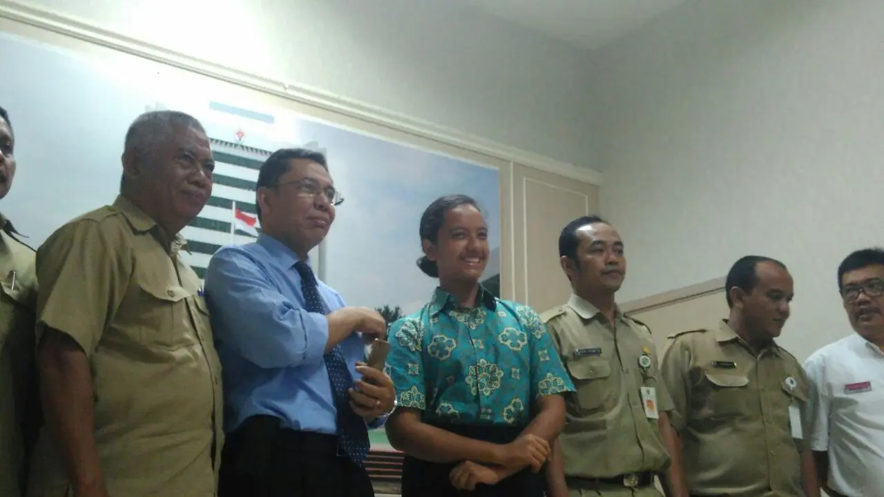 Gloria Natapradja Hamel datangi Kemenpora