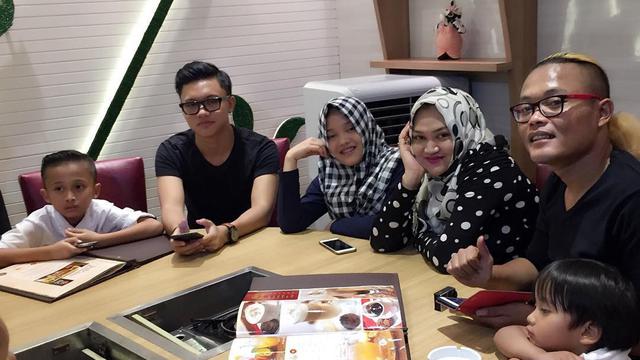 [Bintang] Sule dan Lina