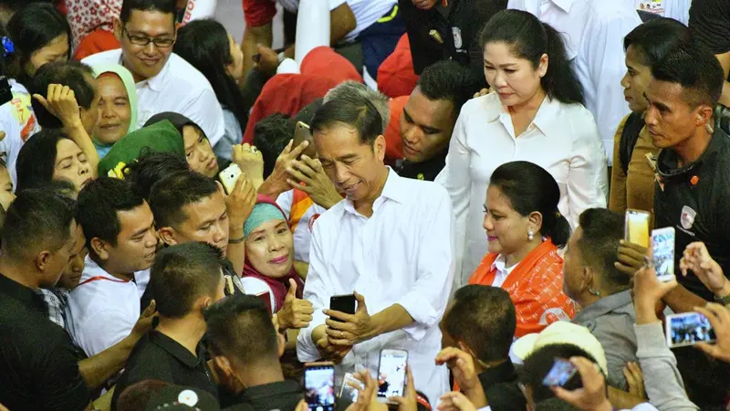 Jokowi Kampanye di Palembang Sport Convention Centre