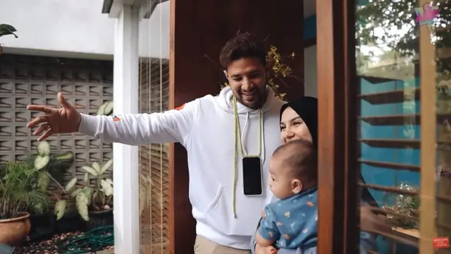 Ammar Zoni dan Irish Bella Borong Mainan