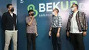Pengurus Inti Coworking ID & Ketua Pelaksana BEKUP 2021 Tahapan Accelerate Andi Saptari (kiri) berbincang dalam acara Press Kick Off BEKUP 2021 di Jakarta, Selasa (27/04/2021). BEKUP juga hadir dengan BEKUP Mentor Training Program yang menargetkan 100 mentor. (Liputan.com/HO/Ading)