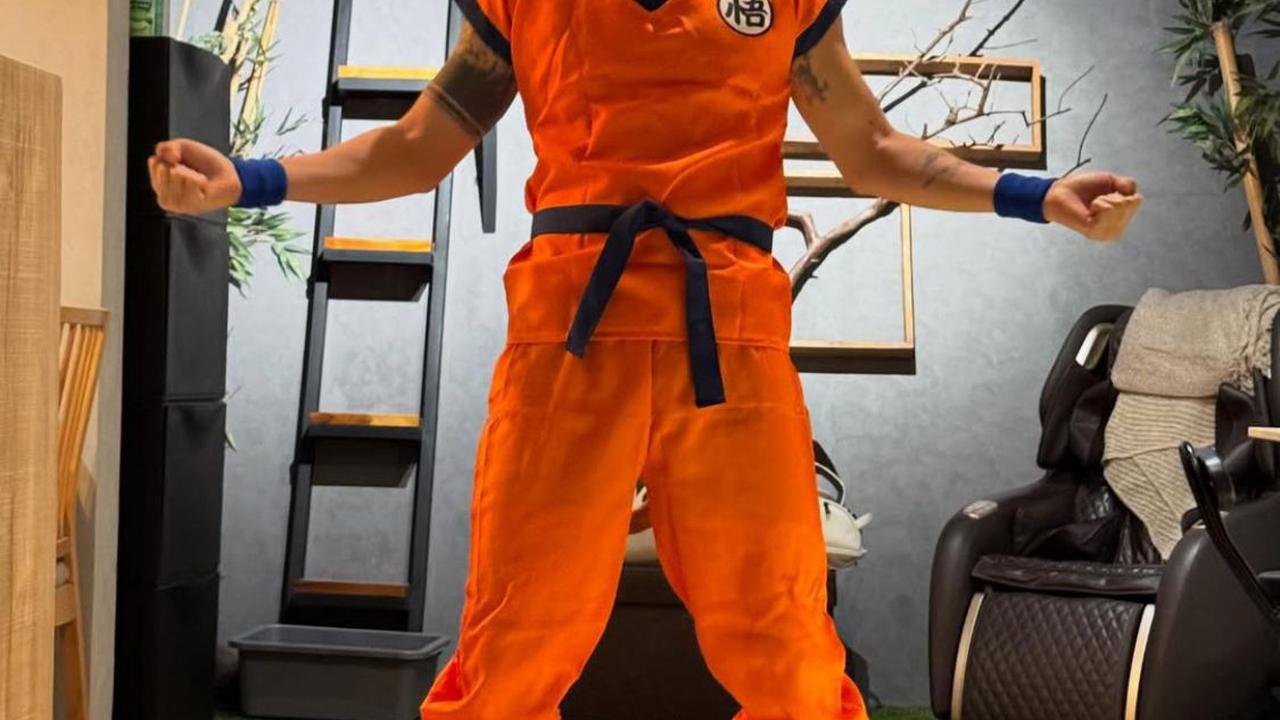 Dikta Beraksi dengan Cosplay Goku hingga Belalang, Netizen Terhibur