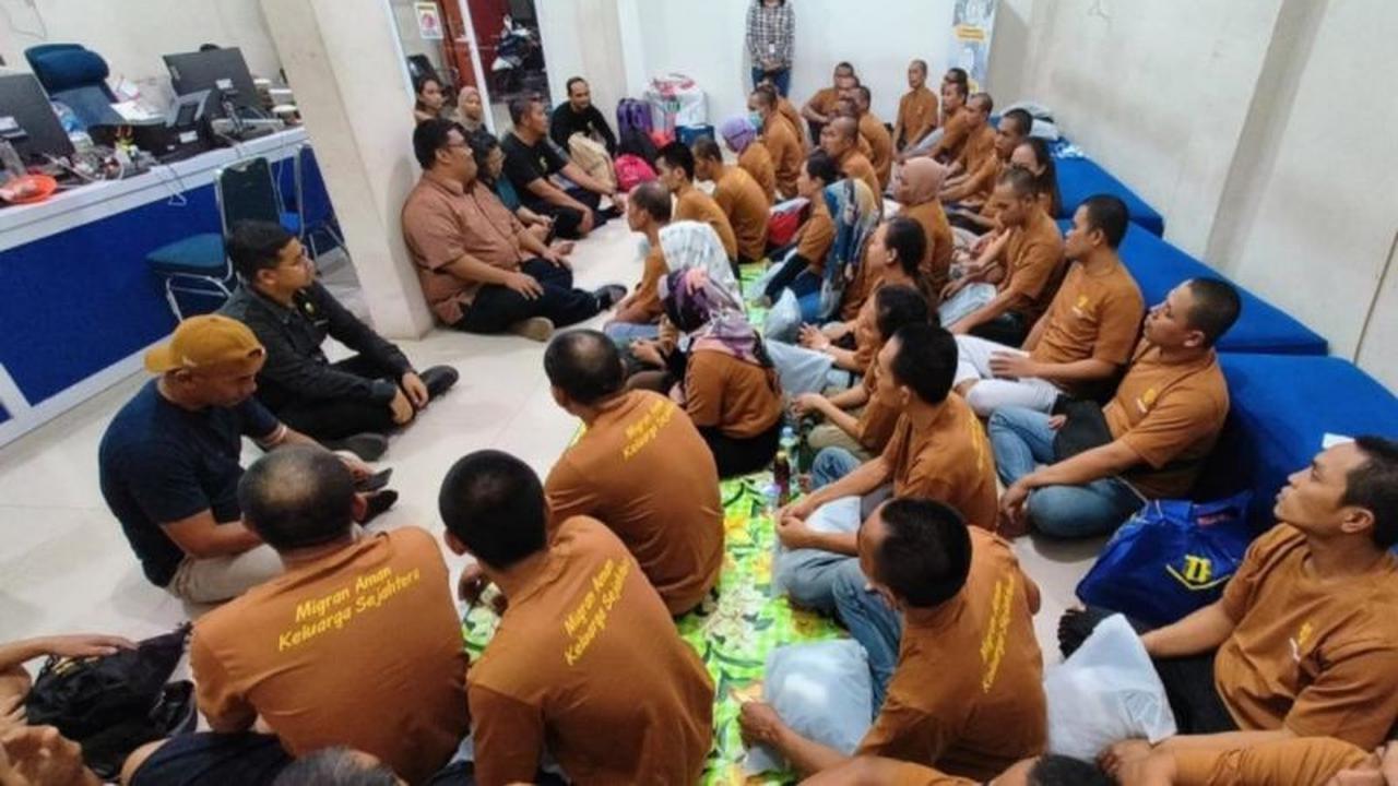 Tahukah Anda? 43 PMI Nonprosedural Dideportasi Malaysia, BP3MI Riau Siap Jemput dan Pulangkan