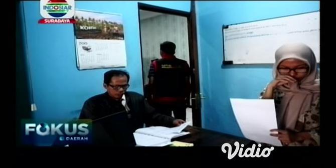 VIDEO: Kejari Mojokerto Geledah Kantor Dinas Pertanian, Ada Apa?