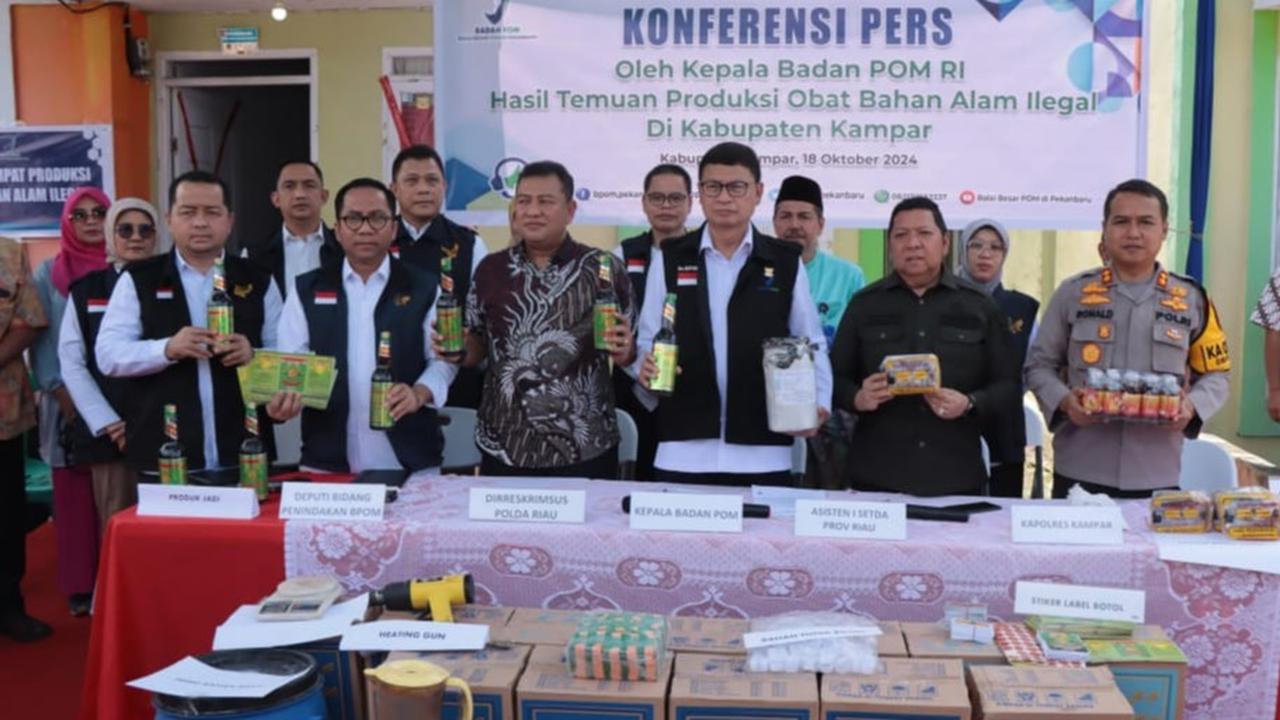 Polres Kampar & BPOM RI Bongkar Agen Pabrik Obat Berbahan Ilegal
