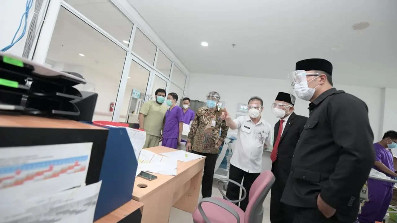 Temuan Menko PMK Muhadjir Effendy Saat Tinjau RSKIA Bandung Bersama Ridwan Kamil