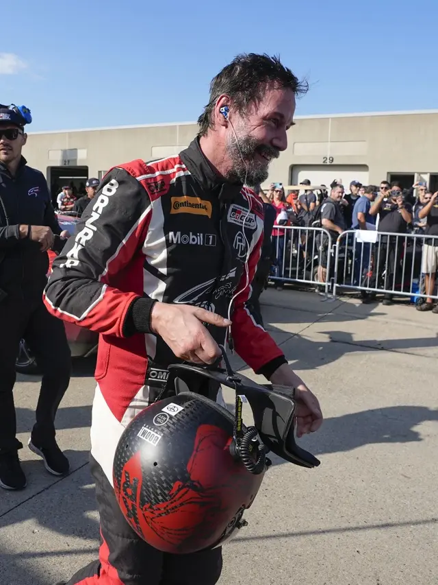 Keanu Reeves