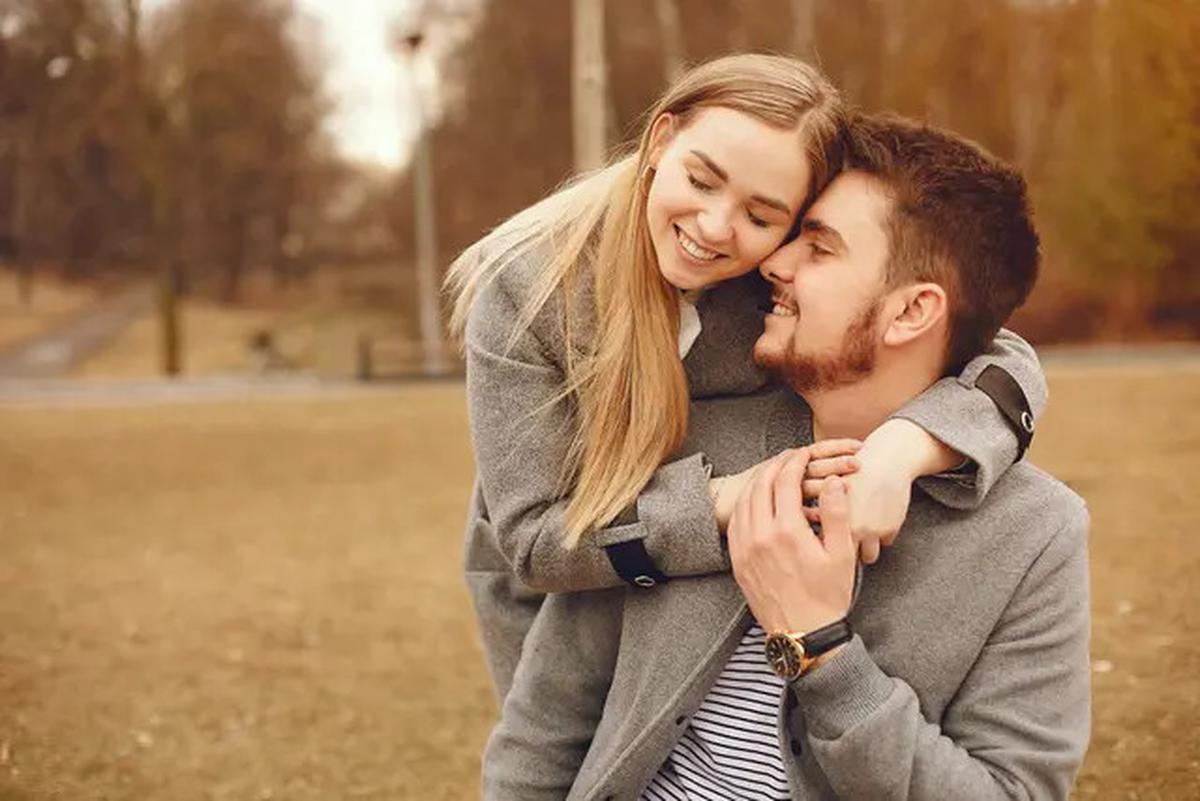 Kenali Tanda Cinta Sejati, Cara Membedah Perasaan Pria untuk Tahu Dia Benar Mencintaimu