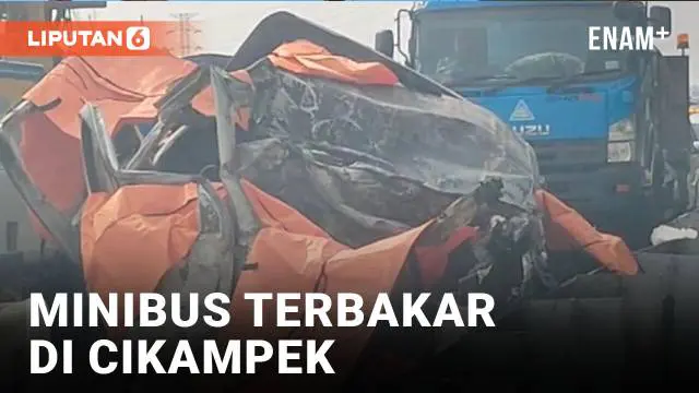 Kecelakaan maut terjadi di jalan tol Jakarta - Cikampek hari Senin (8/7). Minibus tabrakan dan terbakar membuat 12 penumpang tewas.
