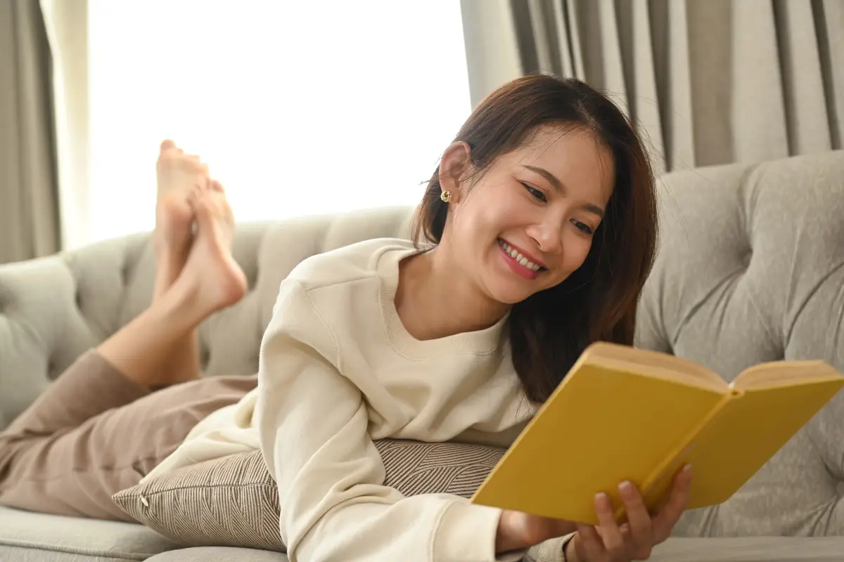 Manfaat membaca buku cetak