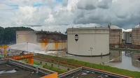 Penampakan tangki kilang Pertamina Cilacap yang terbakar pada Sabtu 13 November 2021 sudah berhasil dipadamkan. (Dok Pertamina)