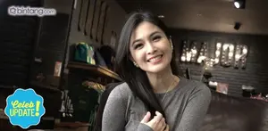 Sandra Dewi bersyukur karena mendapatkan banyak kado di Hari Natal pada tahun ini.