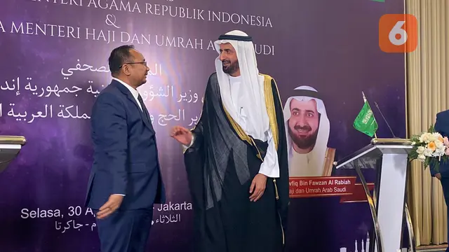 K.H. Yaqut Cholil Qoumas (Menteri Agama Republik Indonesia)  dan H.E. Dr. Tawfiq bin Fawzan Al Rabiah (Menteri Haji dan Umrah Arab Saudi)