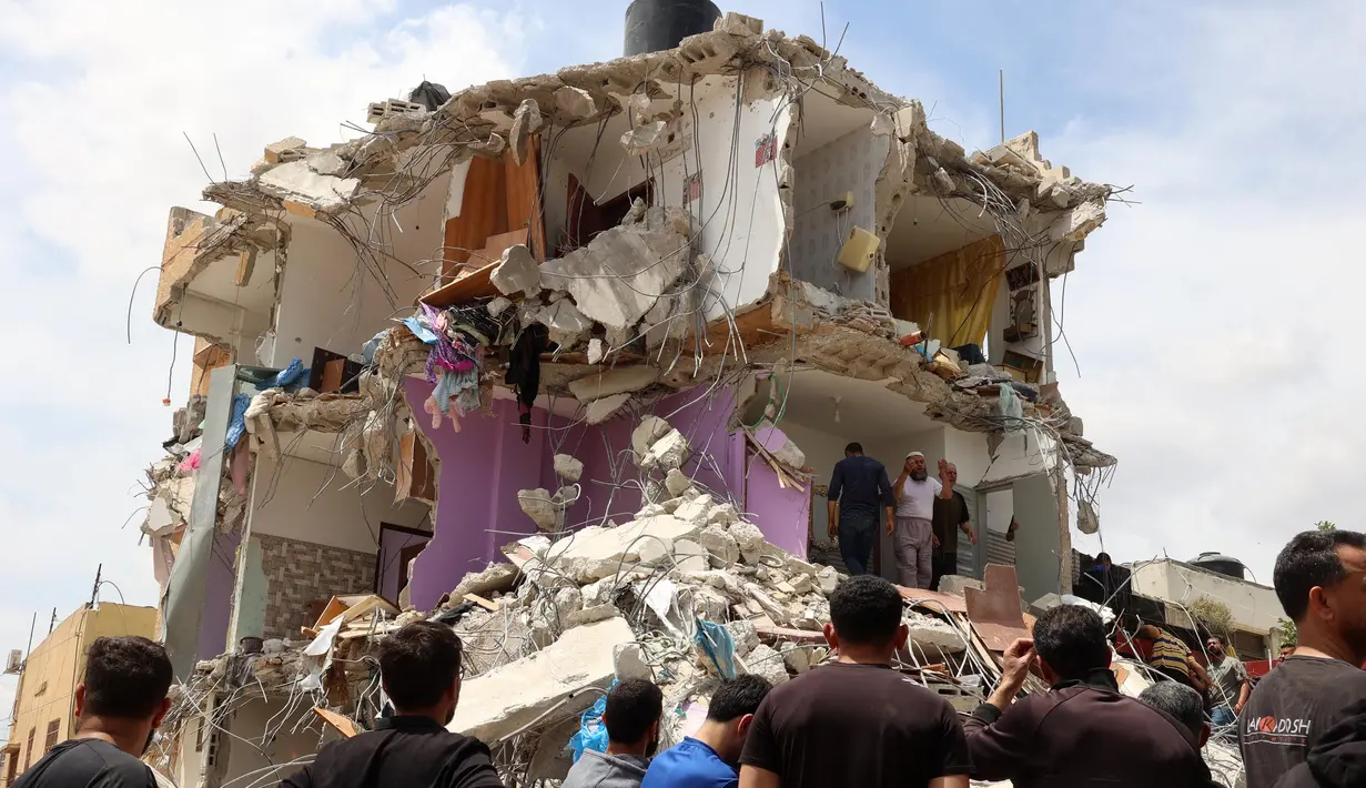 Sebelumnya, diketahui pasca kesepakatan gencatan senjata, militer Israel melanjutkan serangannya di Jalur Gaza pada 18 Maret 2025 dan sejak itu 2.876 orang tewas dan melukai hampir 8.000 lainnya. (Zain JAAFAR/AFP)