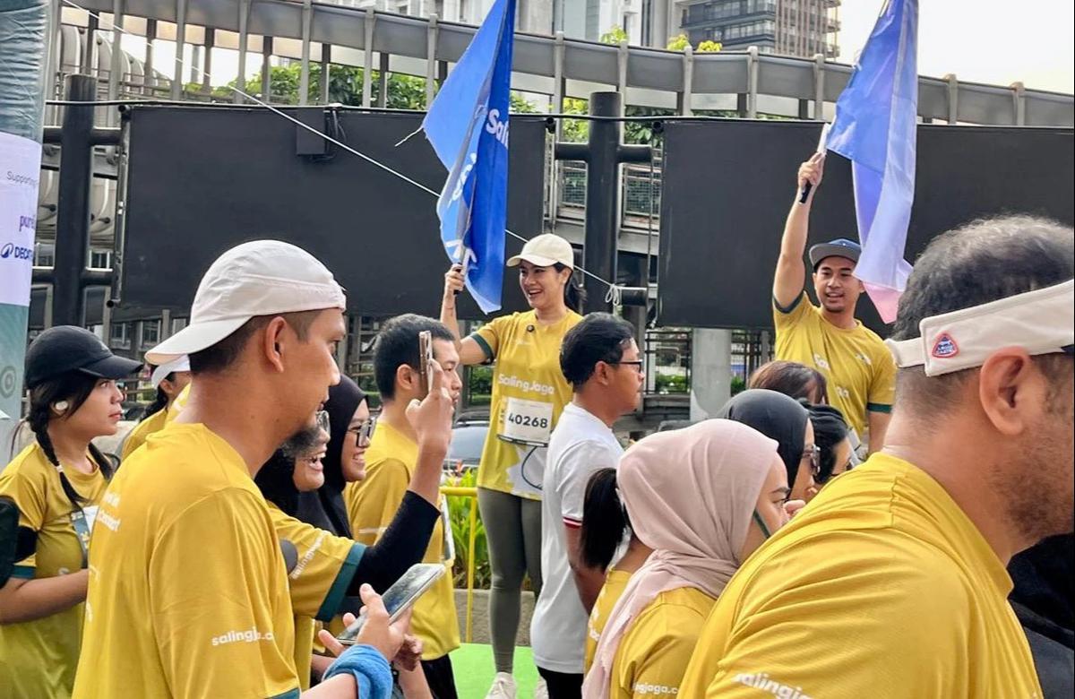 FOTO: Run To Hero Meriahkan CFD Jakarta, Ajak Ayah Lebih Terlibat dalam Pengasuhan