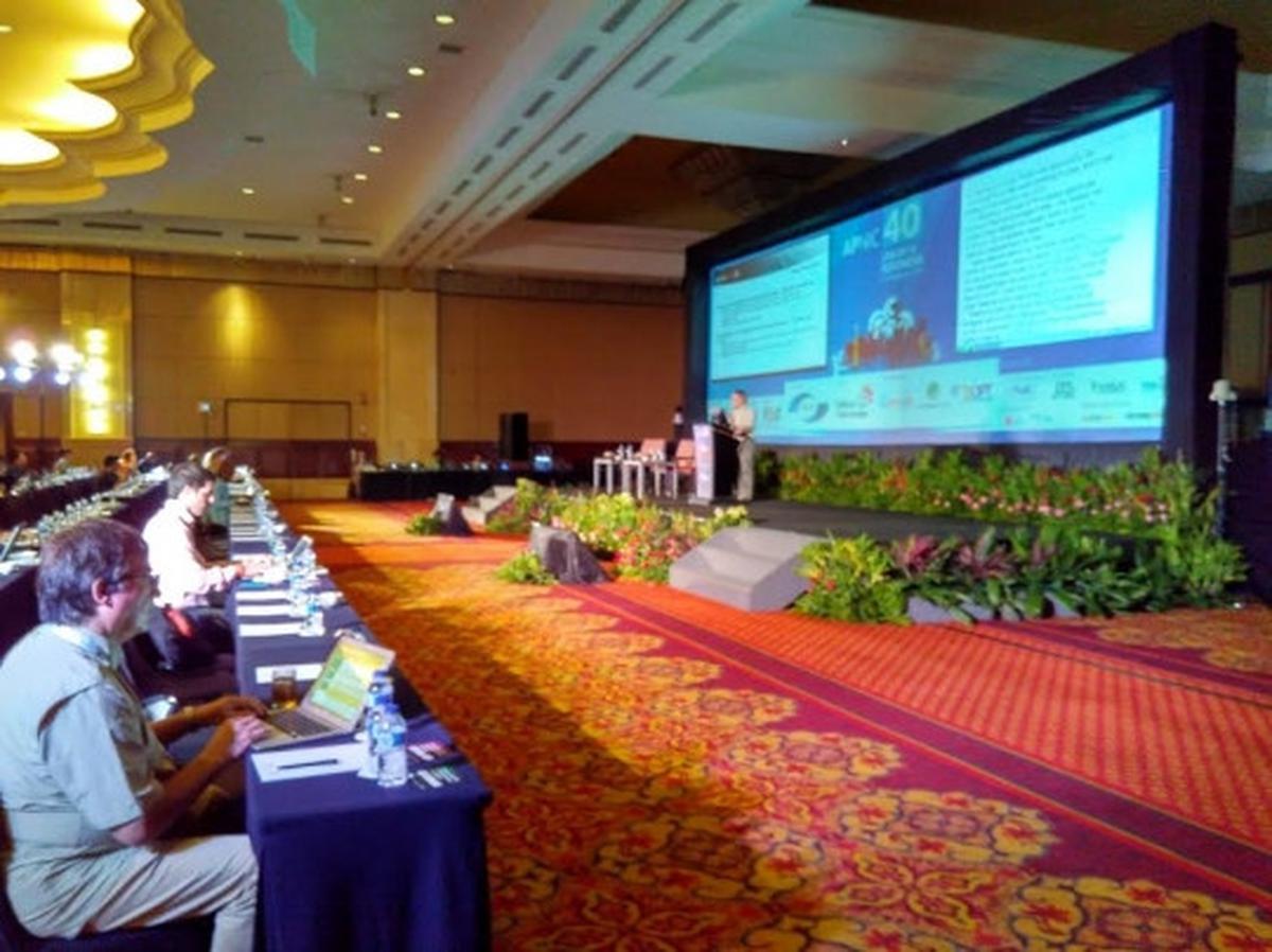 Menengok jalannya konferensi internet 'APNIC 40' di Jakarta