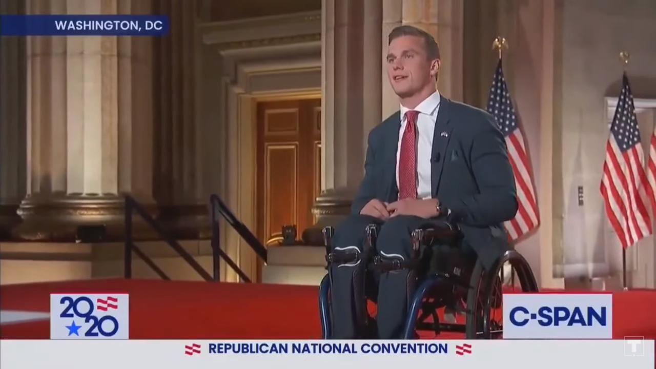 Madison Cawthorn. Anggota DPR termuda AS yang juga berasal dari kalangan difabel.