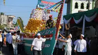 Warga Banyuwangi gelar endhog-endhogan peringati maulid Nabi Muhammad SAW
