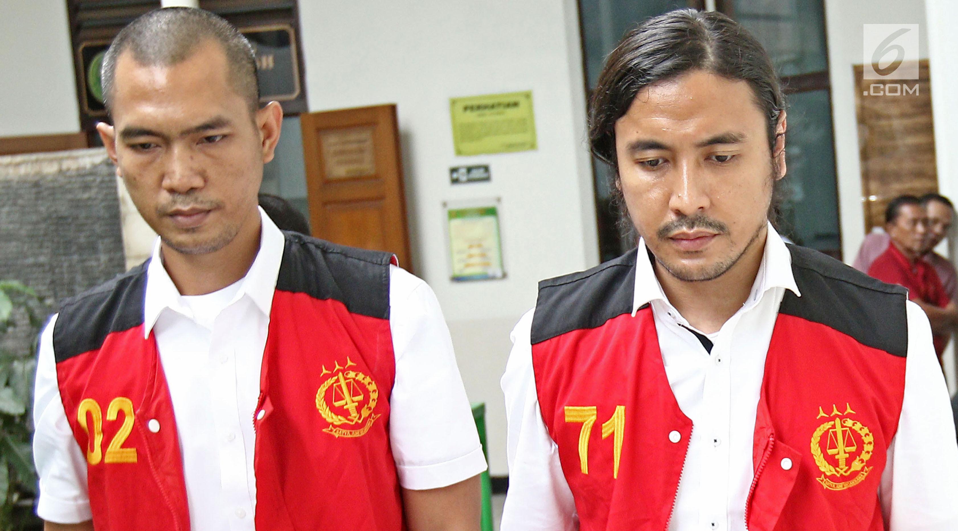 Marcello Tahitoe alias Ello kembali menjalani sidang kasus narkoba di Pengadilan Negeri Jakarta Selatan, Selasa (7/11/2017). (Herman Zakharia/Liputan6.com)