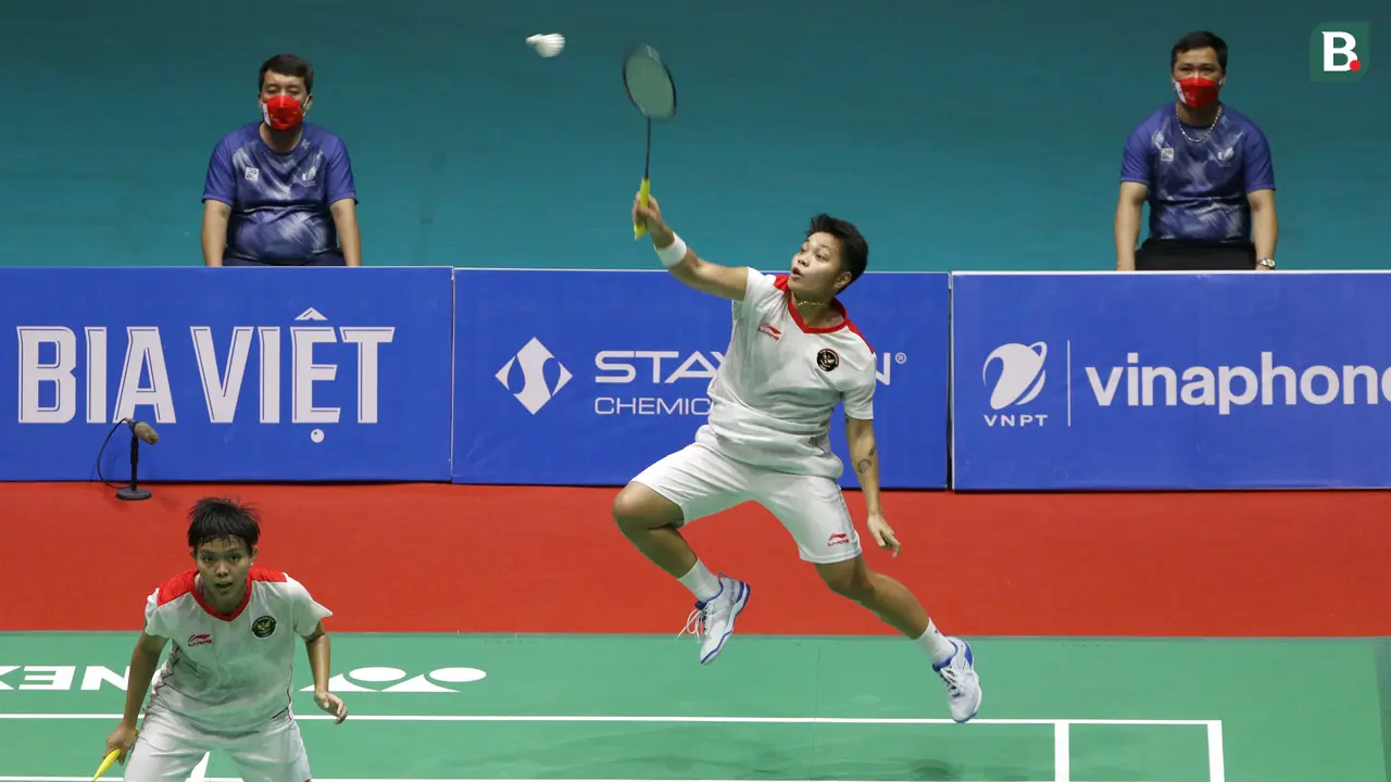 Foto: Kandaskan Perlawanan Wakil Thailand, Apriyani / Siti Sumbang Medali Emas di SEA Games 2021