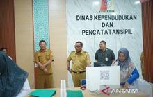Wabup Raja Sayang Tekankan Senyum dan Profesionalisme: Pelayanan Publik Nagan Raya Harus Prima