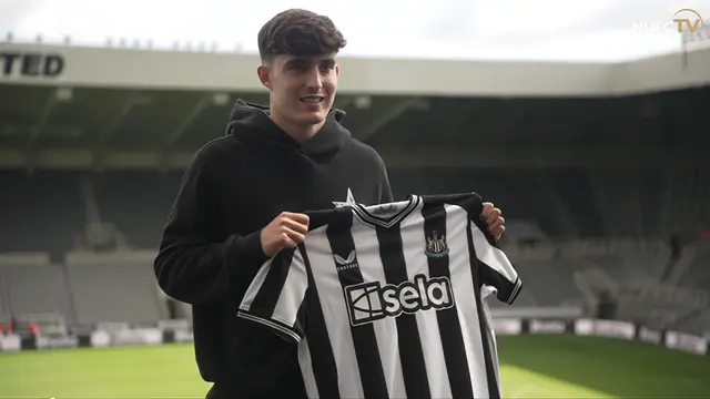 Foto: Terdegradasi di Premier League, 8 Pemain Berikut Naik Kelas Bermain di Liga Champions 2023 / 2024 Bersama Klub Barunya
