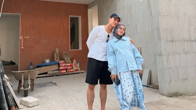 Lesti Kejora dan Rizky Billar. (Foto: Dok. Instagram @rizkybillar)