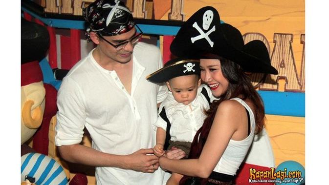 6 Potret Tumbuh Kembang Noah Sinclair, dari Bayi hingga Beranjak Remaja (sumber: KapanLagi.com)