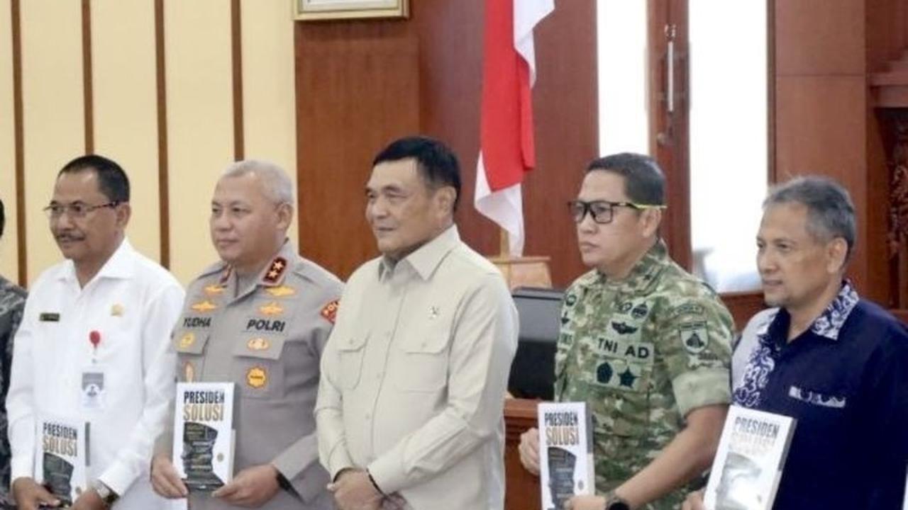 Menko Polkam Tegaskan Peran Pemda Terdepan Tangkal Hoaks dan Disinformasi