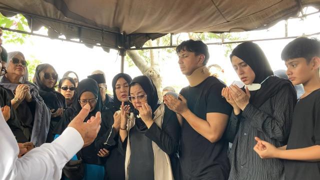 Ibunda Sonny Septian meninggal dunia pada Minggu (29/9/2024) Liputan6.com/M Althaf Jauhar)
