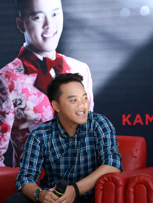 Pria asal Banyuwangi ini tidak menyangka mendapatkan kesempatan menyanyikan lagu dari pengarang legendaris asal Malaysia tersebut. (Foto: Deki Prayoga/Bintang.com)