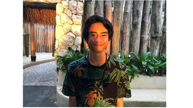 6 Potret Devano Danendra, Anak Iis Dahlia yang Beranjak Dewasa