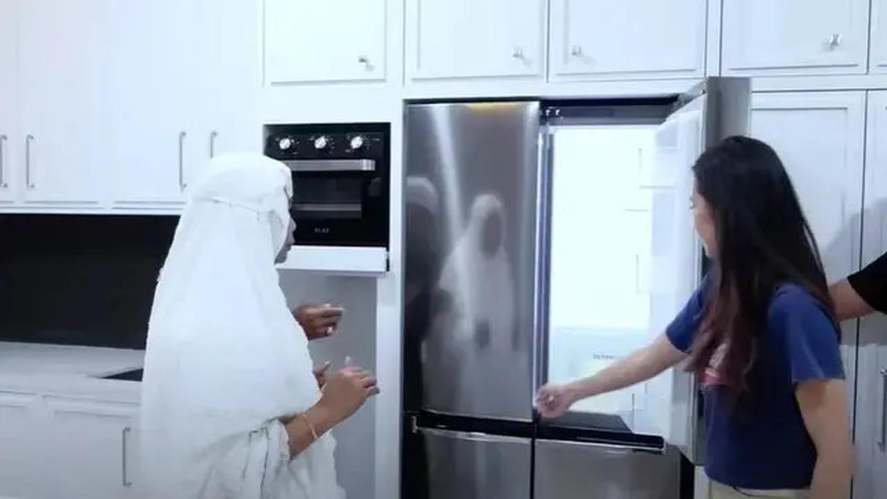 7 Potret Dapur Rumah Indah Permatasari dan Arie Kriting, Model dan Desainnya Minimalis Modern