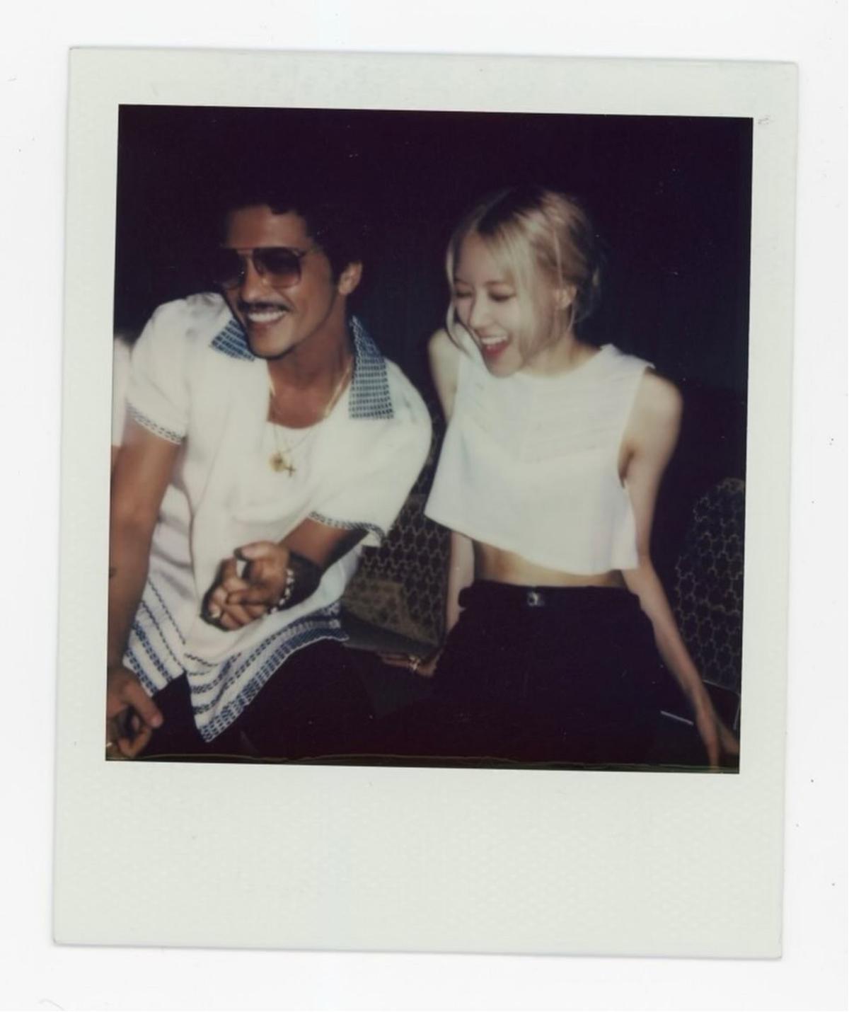 Bruno Mars dan Rose Blackpink