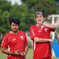 Julio Banuelos memimpin latihan Persija Jakarta di Lapangan PSAU TNI AU Halim, Jakarta Timur, Sabtu (8/6/2019). (Media Persija)