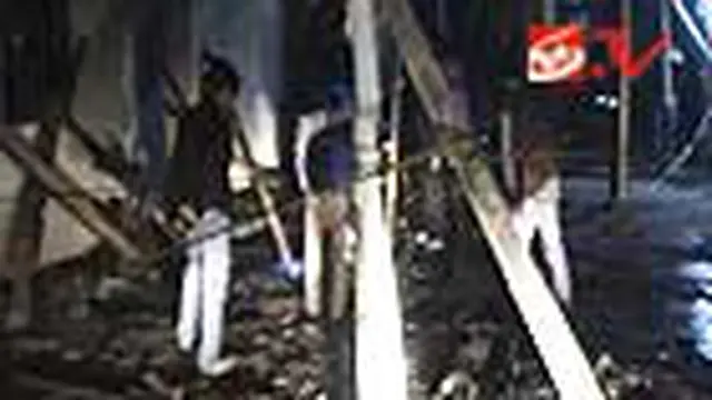 Kantor Polsek Padang Cermin Dibakar Warga