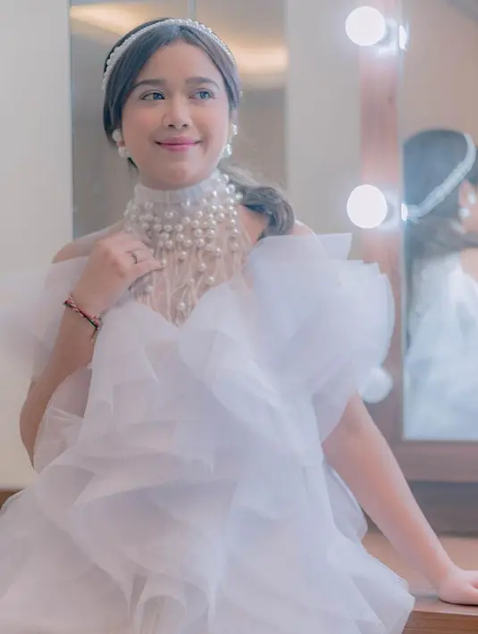 "Aku pasti main game, nonton film, nonton drama-drama, abis itu masak, nyiptain lagu, gitu-gitu," kata Brisia Jodie saat Live Instagram bareng Kapanlagi.com. (Instagram/brisiajodie96)