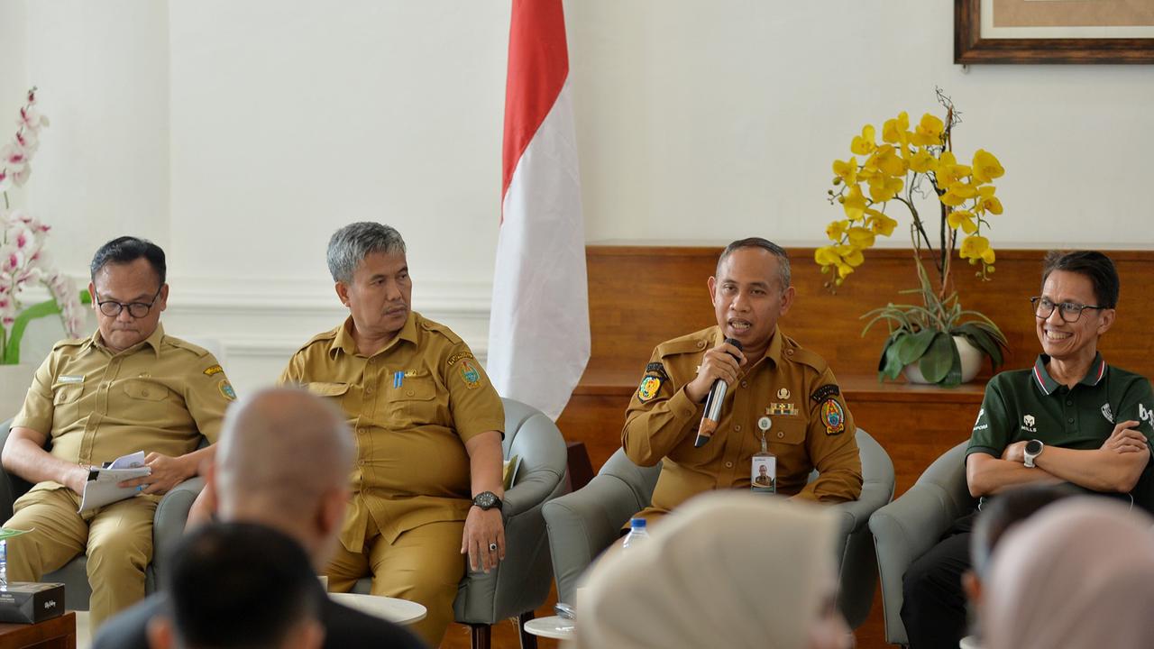 Dinas Pemuda dan Olahraga Provinsi Sumut melakukan Konferensi Pers terkait Provinsi Sumut sebagai Tuan Rumah SEA Athletics Championship 2025 yang merupakan event tahunan olahraga atletik untuk negara-negara Asia Tenggara.
