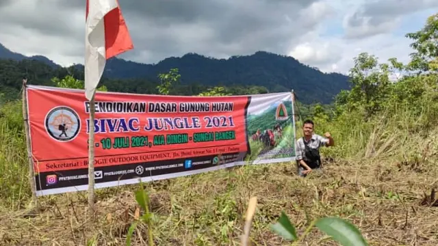 Elfin Nugraha pendaki gunung disabilitas asal Padang. foto tangkapan layar instagram elfinnugraha_24.