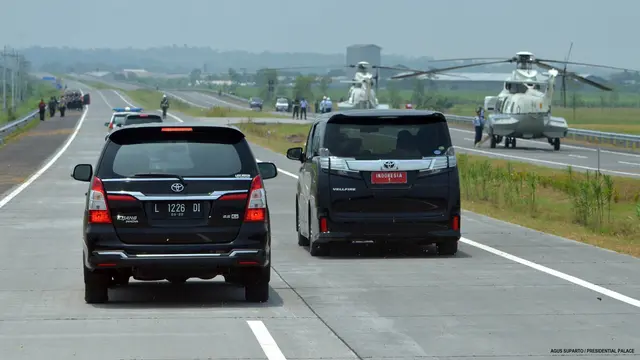 20160319-Jokowi-Resmikan-Tol-Surabaya-Mojokerto-Setpres
