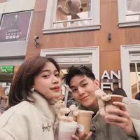 Orang bilang pesona seseorang akan berubah setelah menikah. Begitu pula dengan Brisia Jodie yang tampil makin menawan dengan rambut pendek setelah menikah [@brisiajodi96]